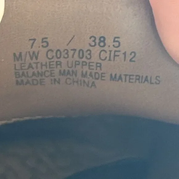 BOC Born Concept Womens 7.5 Women Black Leather Ankle Bootie Shoe Block Heel Zip - Picture 9 of 9